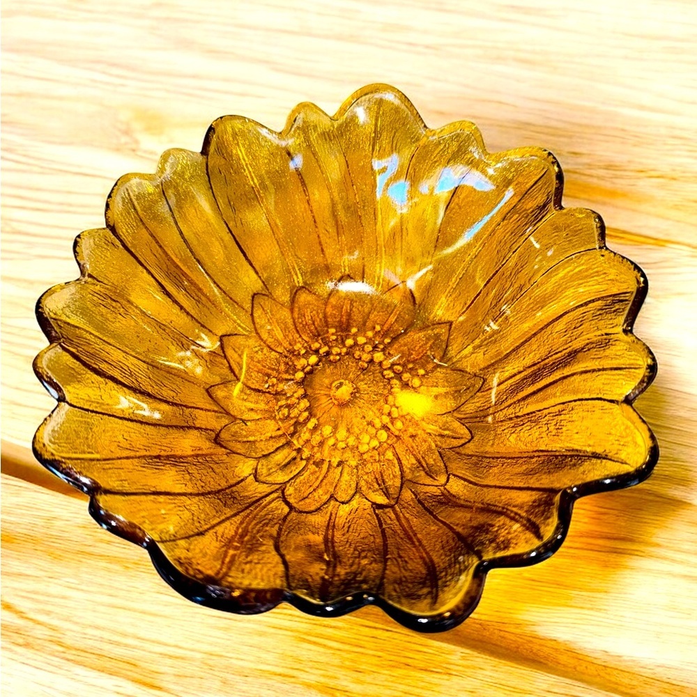 Indiana Glass Lily Pons Vintage Amber Sunflower Flower Serving Bowl Candy Dish